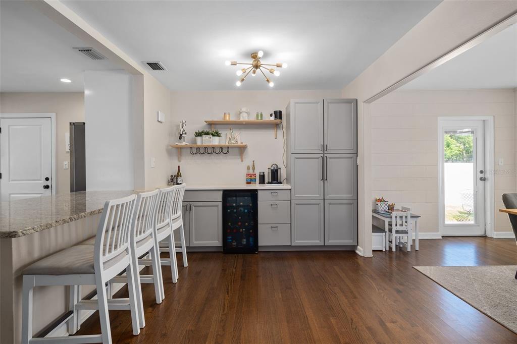 2907 VINE STREET, ORLANDO, FL — photo 3 of 30