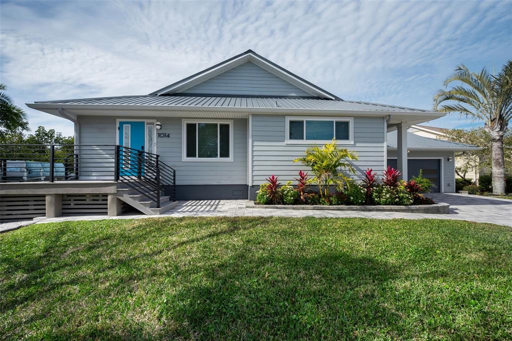 1014 TEAL POINTE