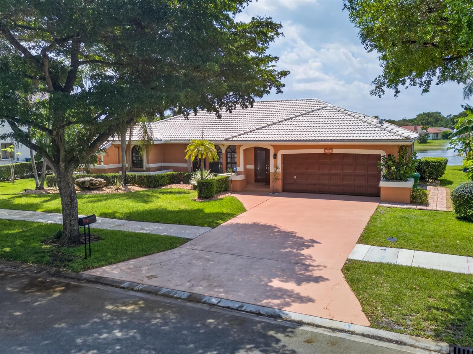 6266 NW 54th Drive, Coral Springs FL 33067