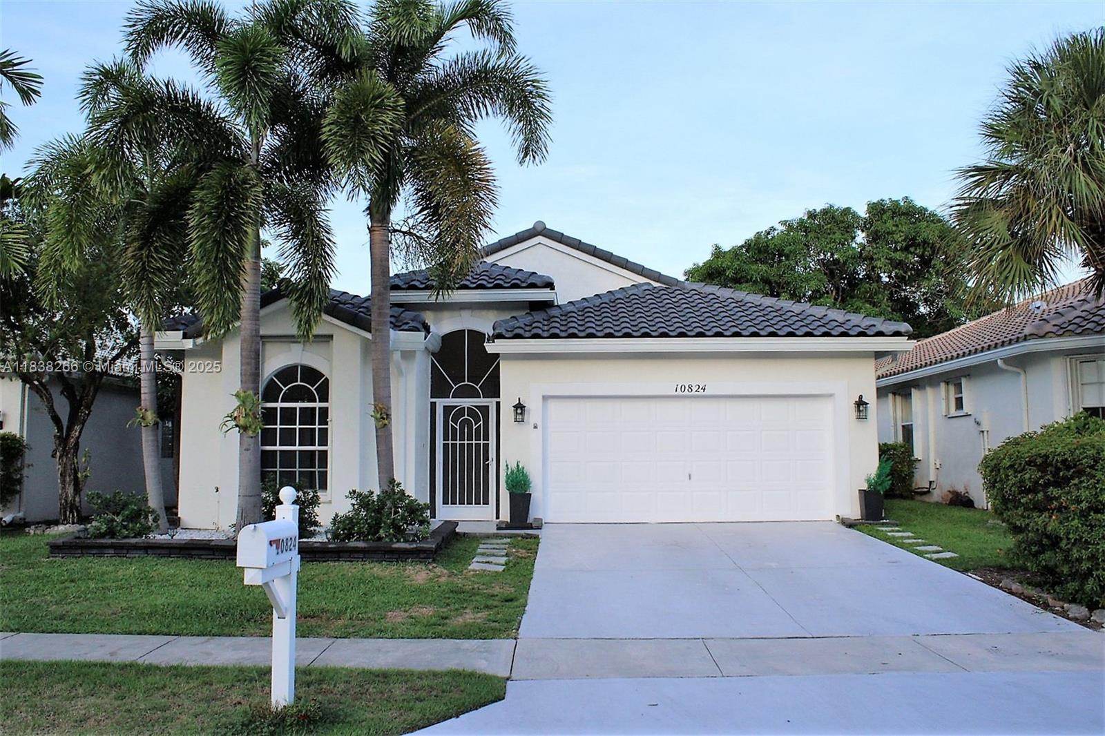 10824 Fillmore Dr, Boynton Beach FL 33437