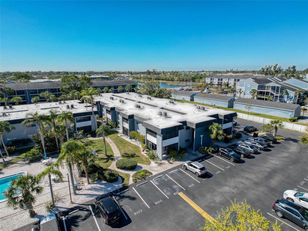 5509 FOUNTAIN LAKE CIRCLE UNIT C209