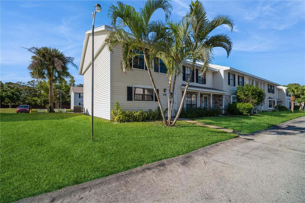 2018 MANOR DRIVE NE, PALM BAY, FL — photo 2 of 29