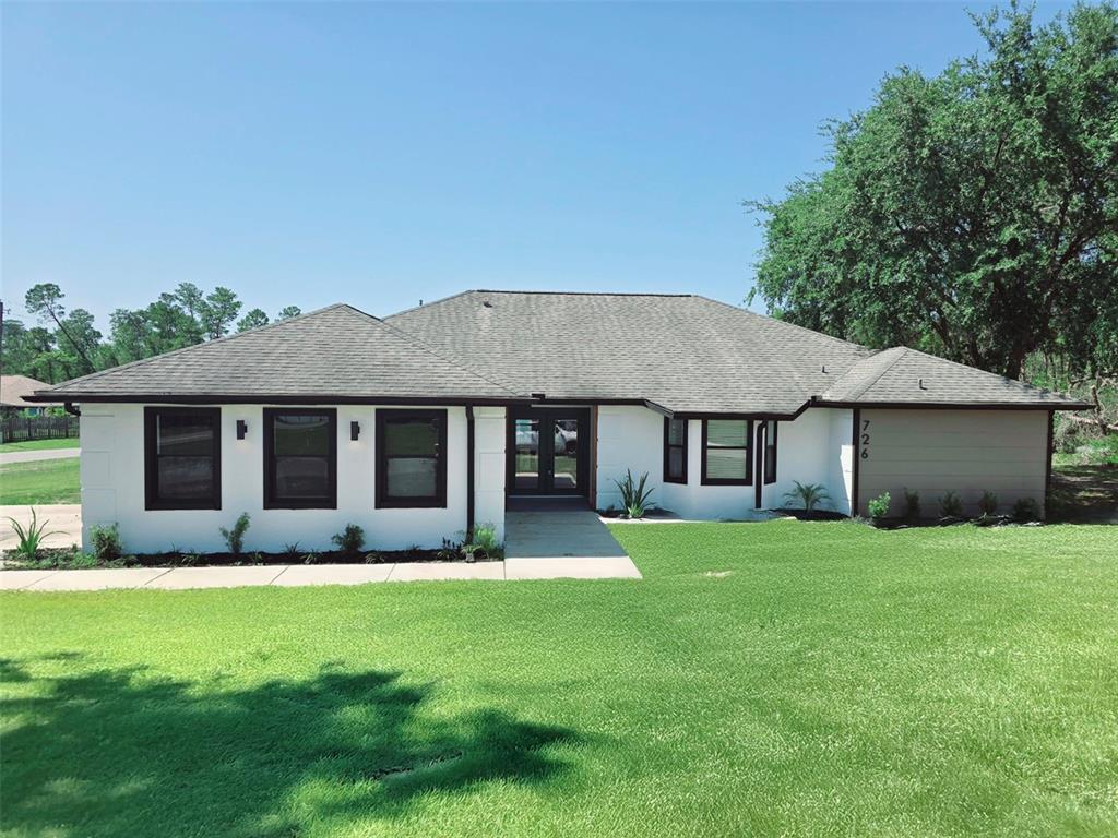 726 MARION OAKS LANE