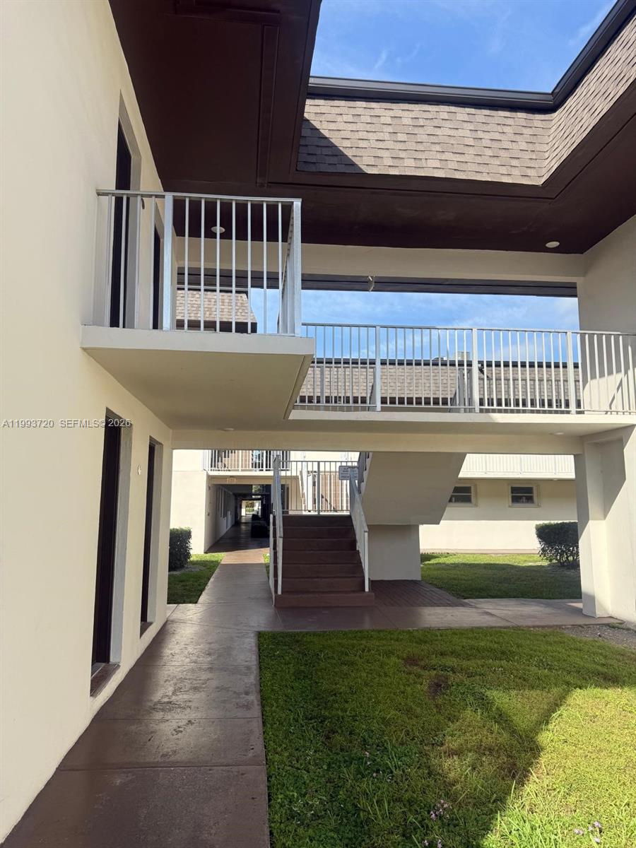 8601 SW 94th St # 125W, Miami FL 33156