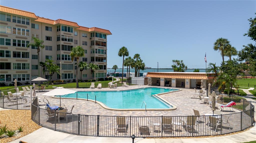 632 EDGEWATER DRIVE UNIT 238, DUNEDIN, FL — photo 2 of 14
