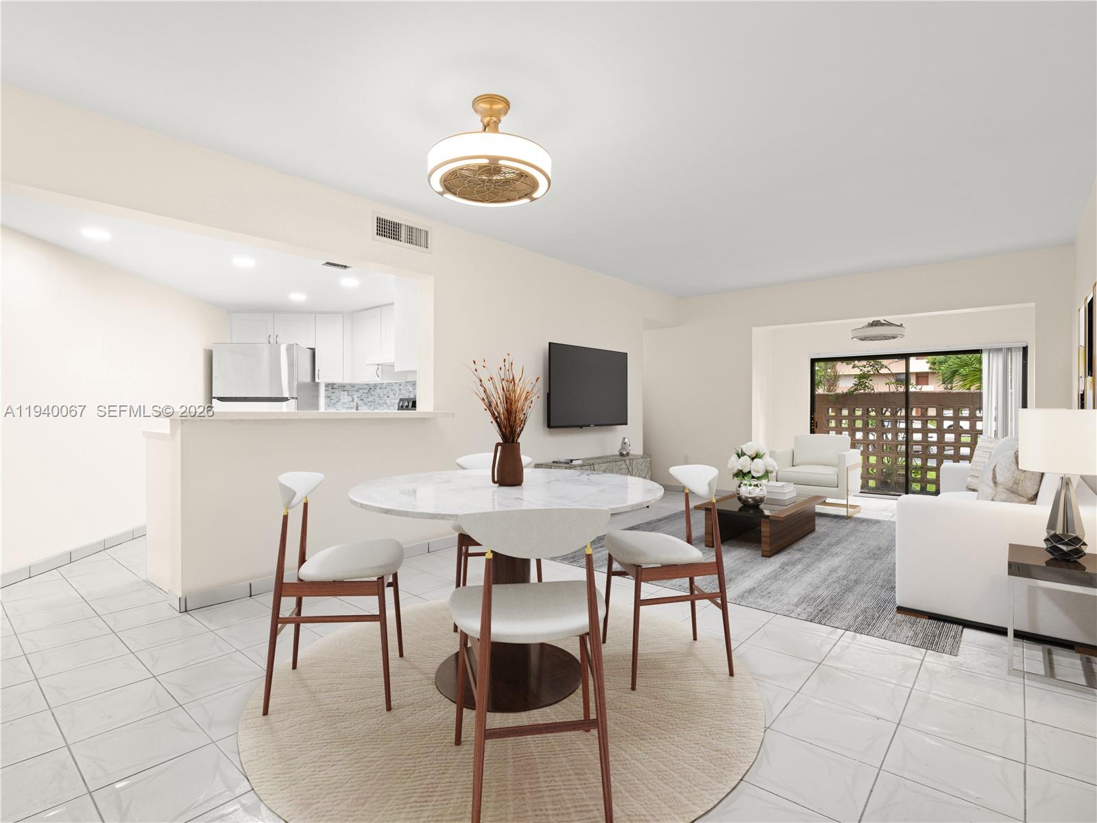 10249 NW 9th St Cir # 8, Miami FL 33172
