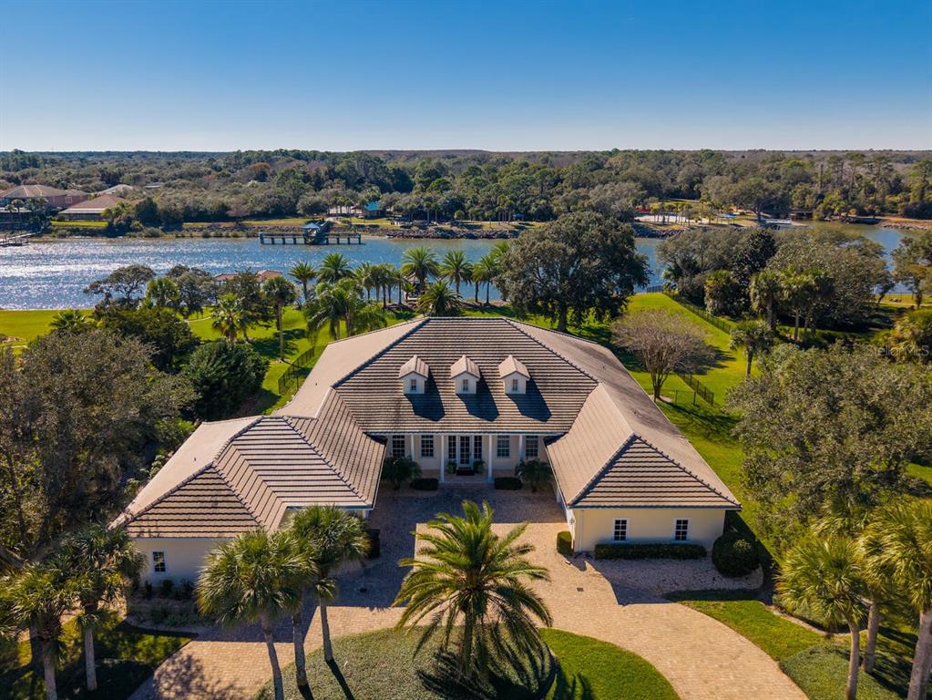 7 CAPRI COURT