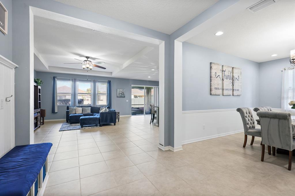 11204 COVENTRY GROVE CIRCLE, LITHIA, FL — photo 4 of 30