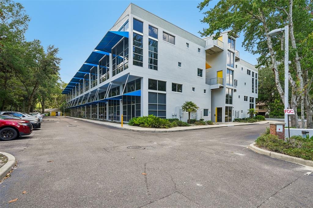 2515 SW 35TH PLACE UNIT 103