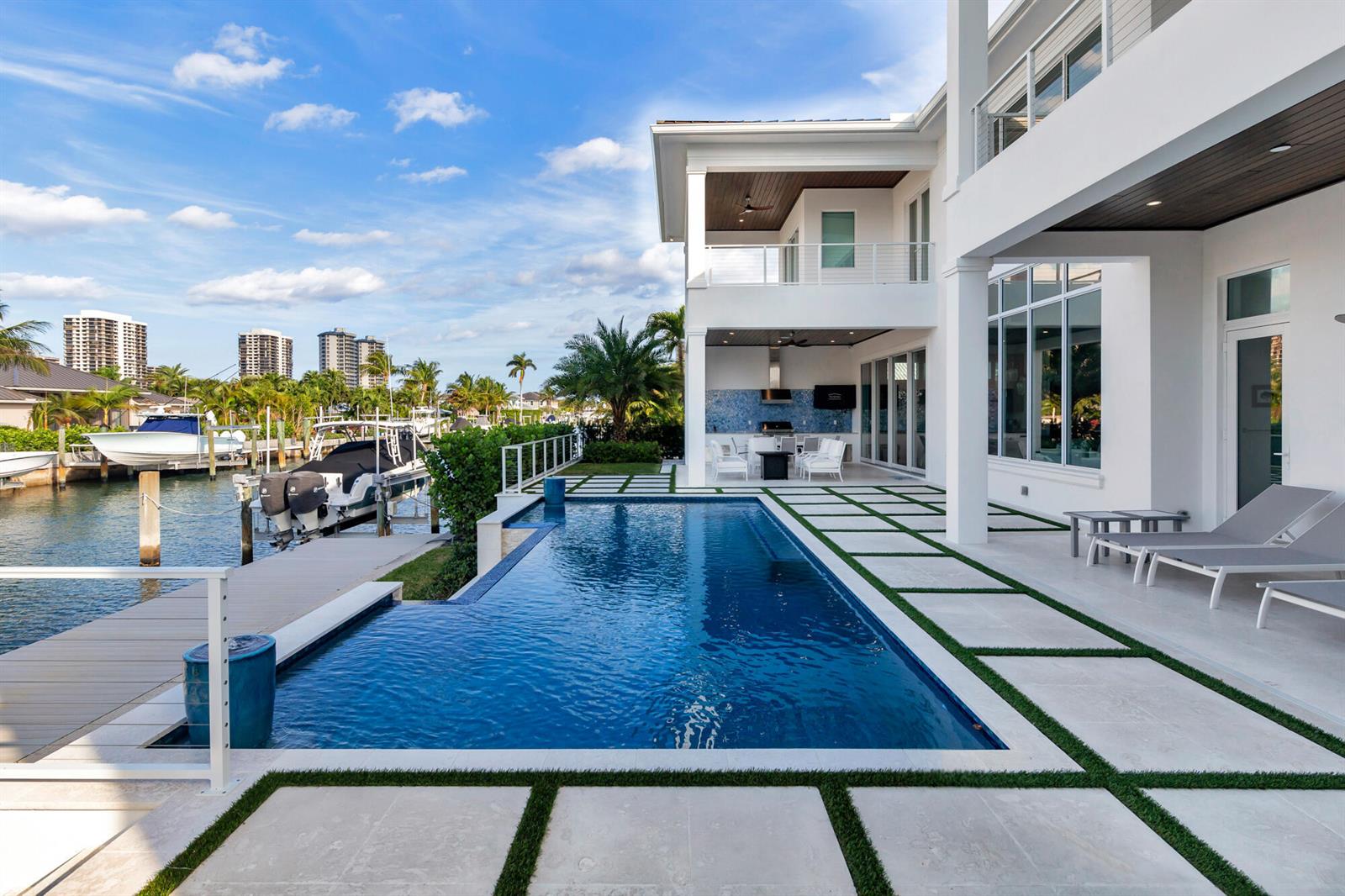 1180 Bimini Lane, Singer Island FL 33404