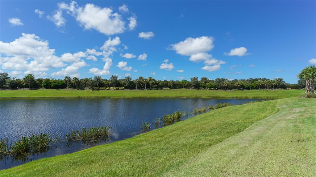 13720 MESSINA LOOP UNIT 103, BRADENTON, FL — photo 5 of 30