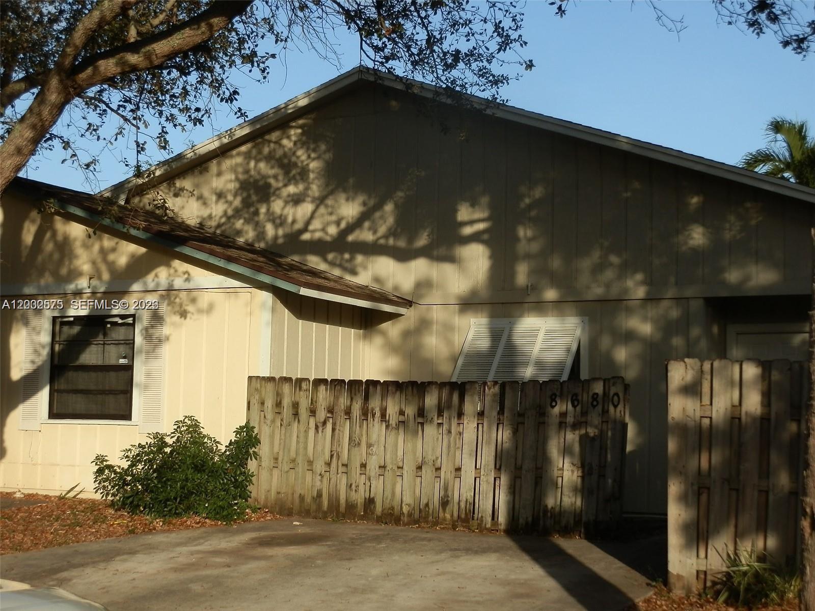 8680 Crater Ter, West Palm Beach FL 33403