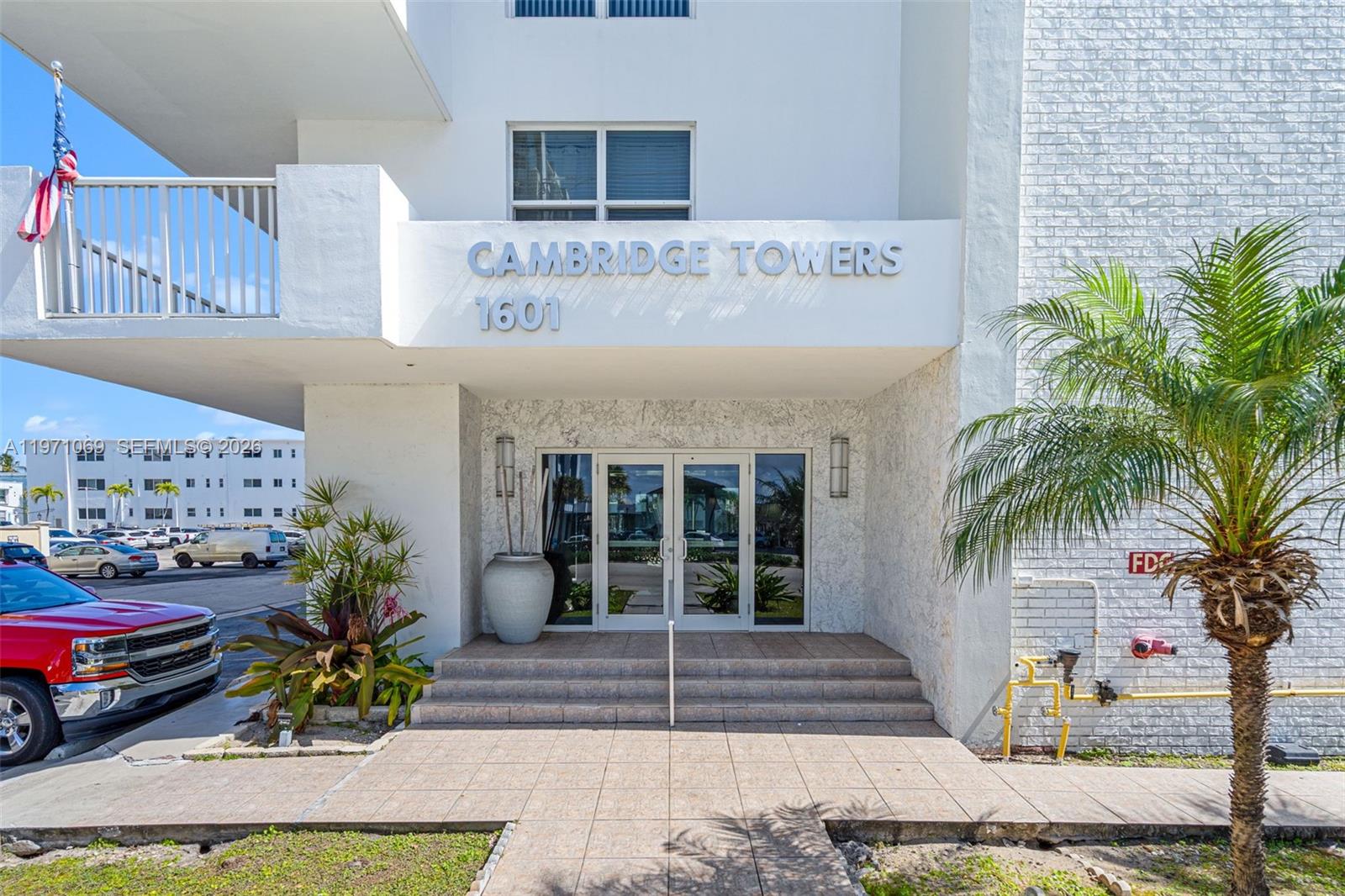 1601 S Ocean Dr # 104, Hollywood FL 33019