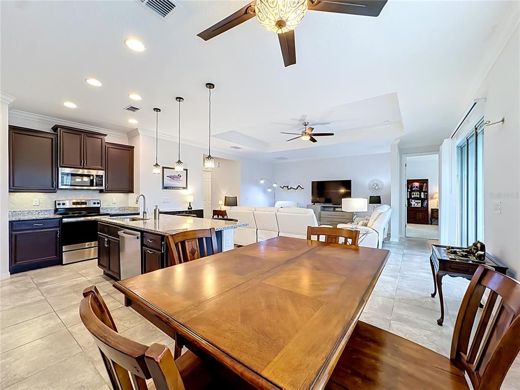 421 TREVISO DRIVE, POINCIANA, FL — photo 3 of 30