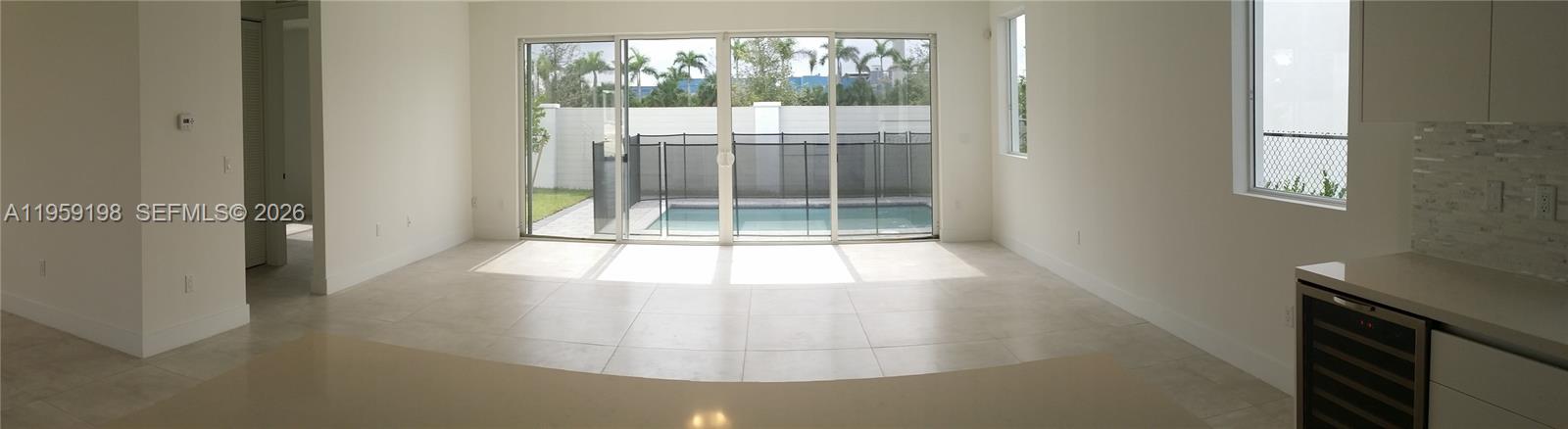 DORAL, FL — photo 4 of 30