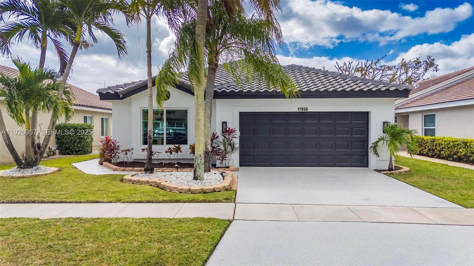 17958 SW 14th St, Pembroke Pines FL 33029