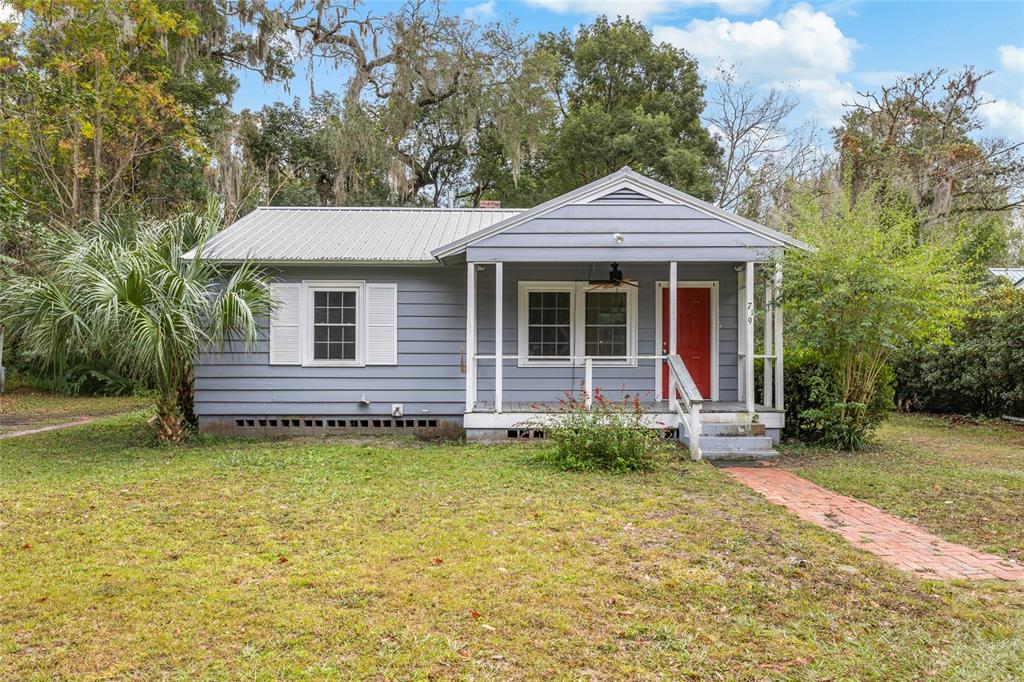 719 NW 25TH AVENUE
