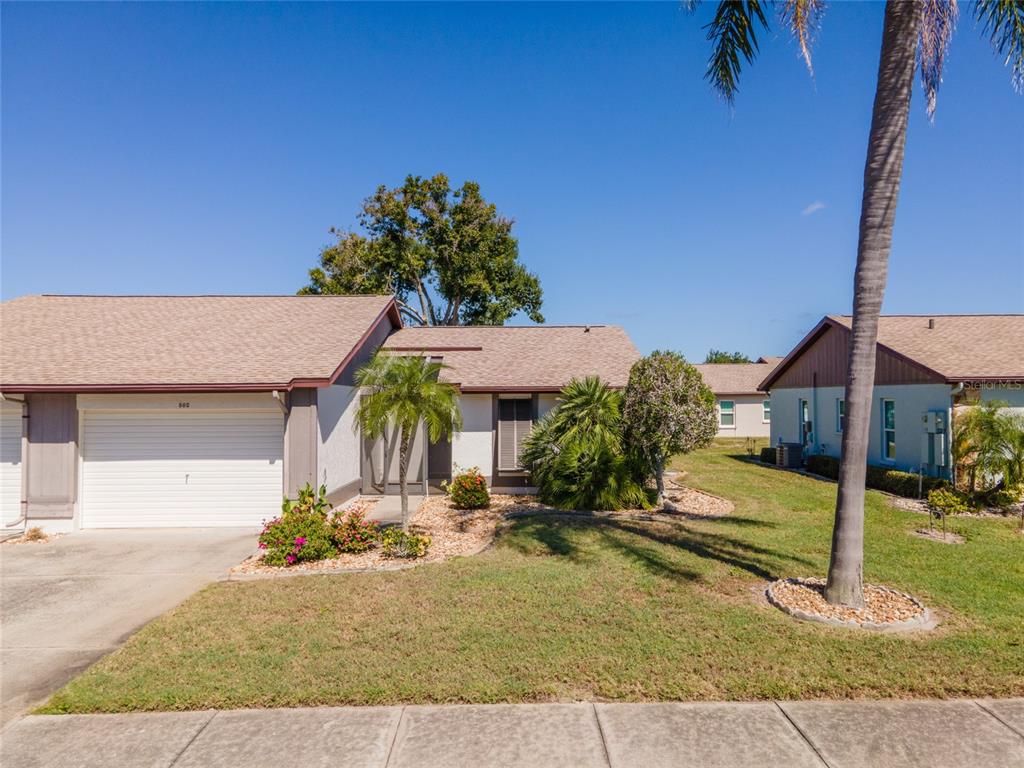 502 FOXWOOD BOULEVARD