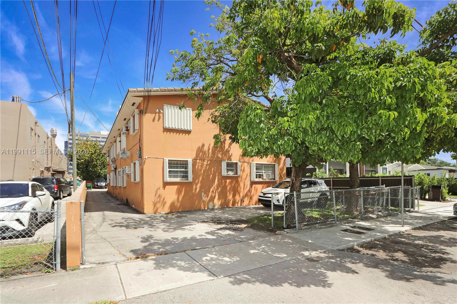 3191 SW 23rd St, Miami FL 33145