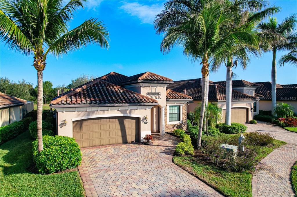 2902 AVIAMAR CIRCLE, NAPLES, FL — photo 3 of 30