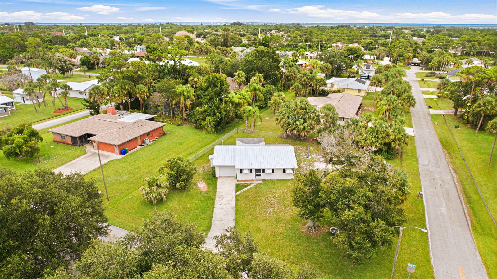 273 Easy Street, Sebastian FL 32958