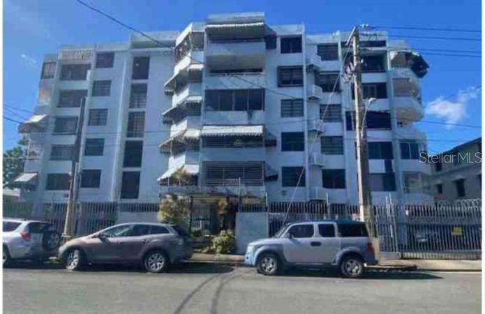 Cond FERIA COURT UNIT 206