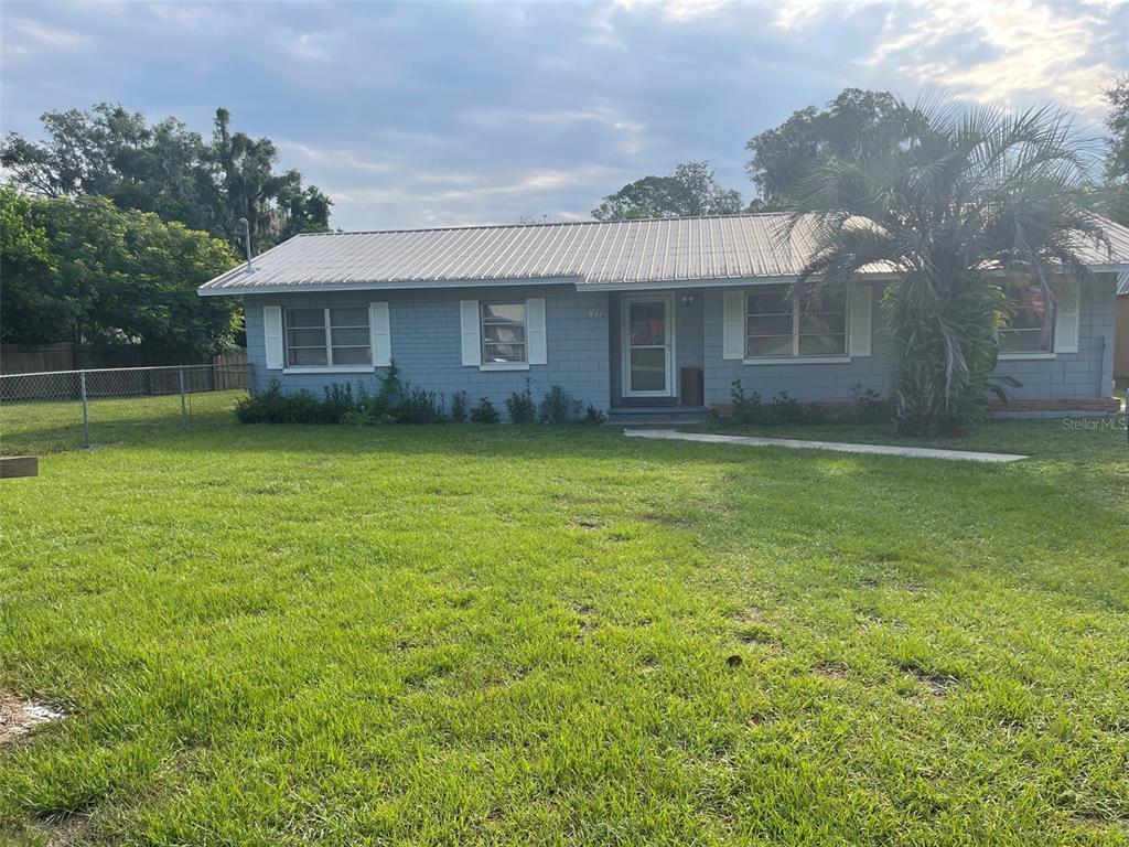 411 N BLUE LAKE TERRACE