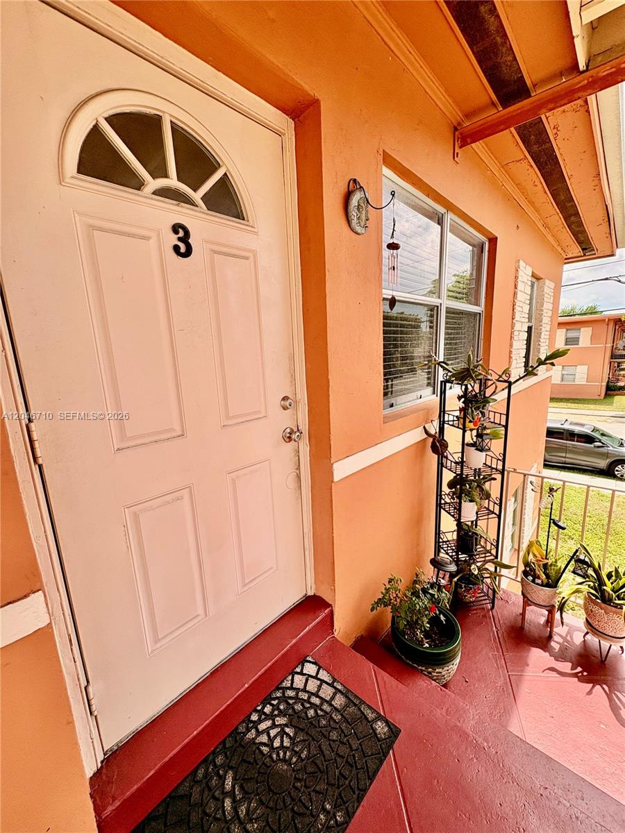 3501 SW 10th St # 1B, Miami FL 33135