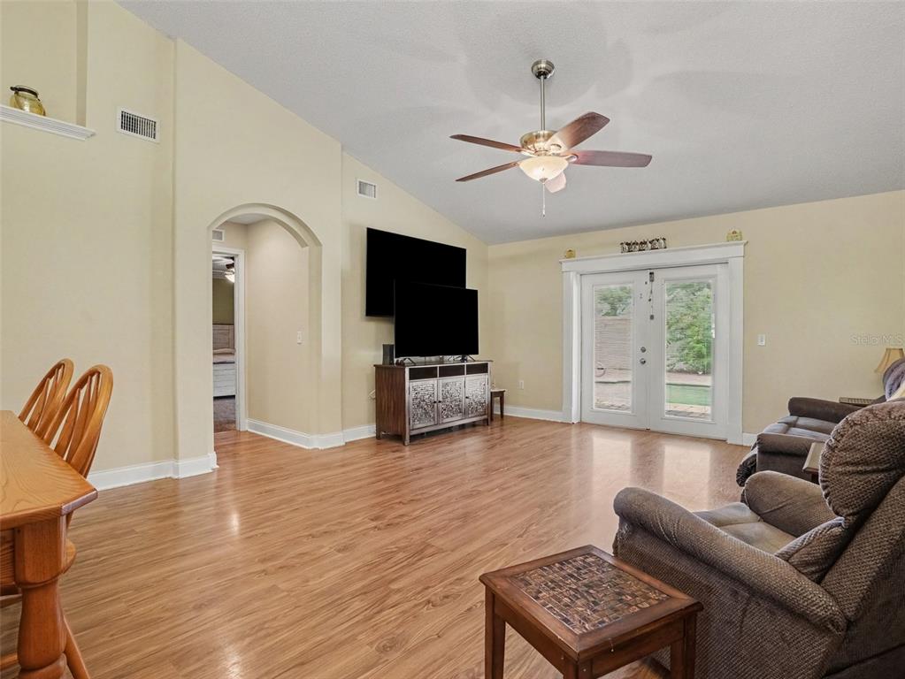 128 BRIGHTON CIRCLE, AUBURNDALE, FL — photo 3 of 29