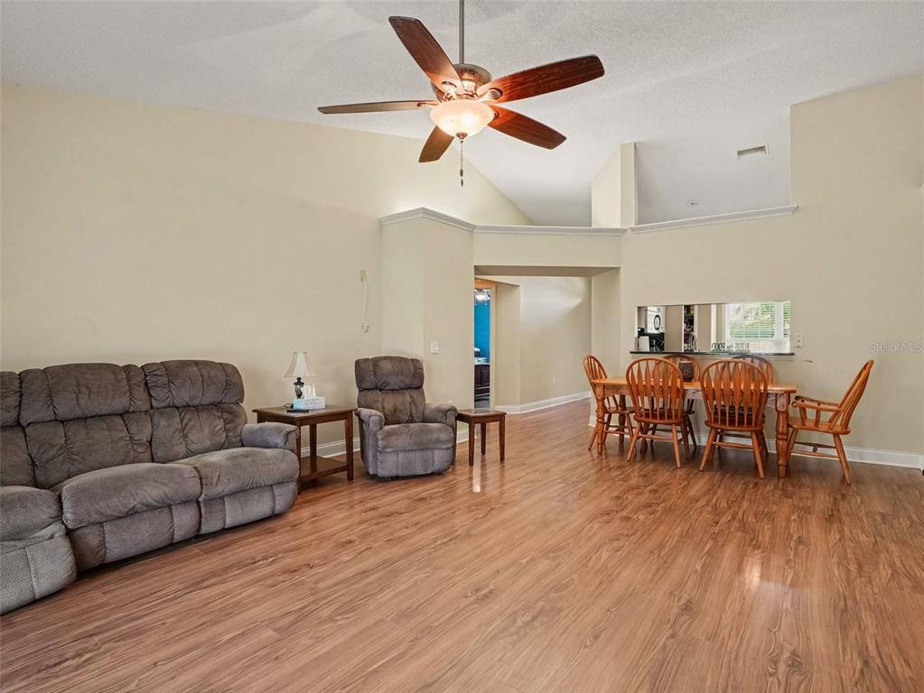 128 BRIGHTON CIRCLE, AUBURNDALE, FL — photo 4 of 29
