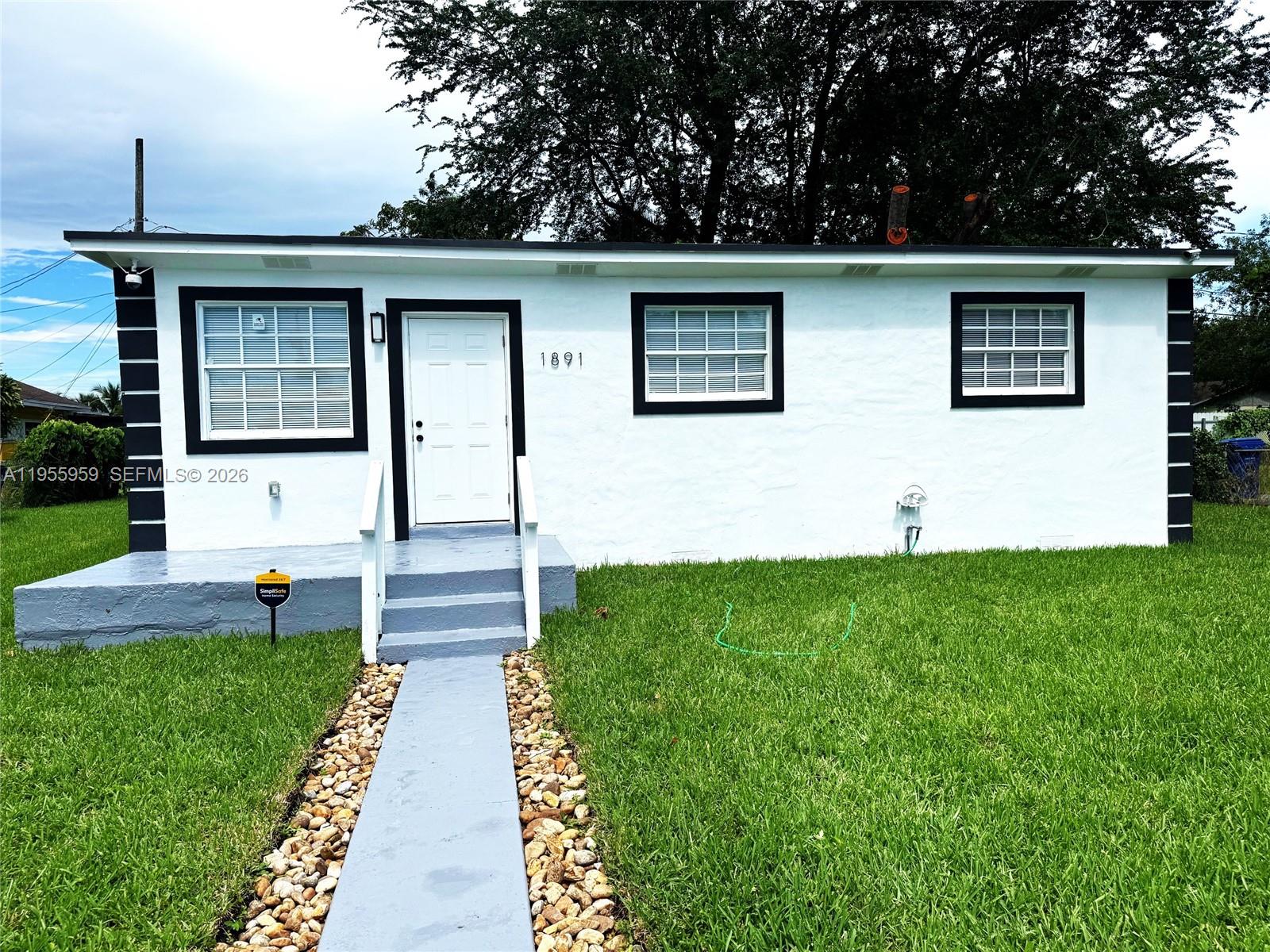1891 NW 83rd Ter, Miami FL 33147
