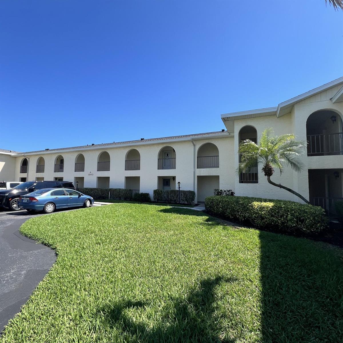 1860 Robalo Drive # 104, Vero Beach FL 32960
