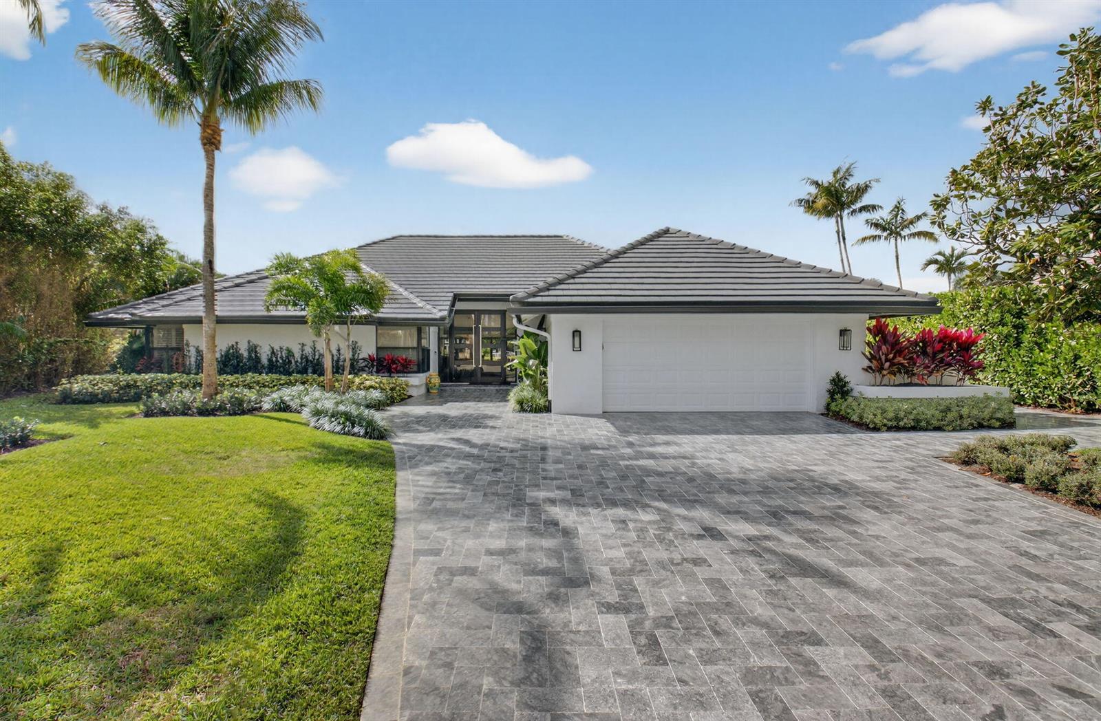 17829 Scarsdale Way, Boca Raton FL 33496