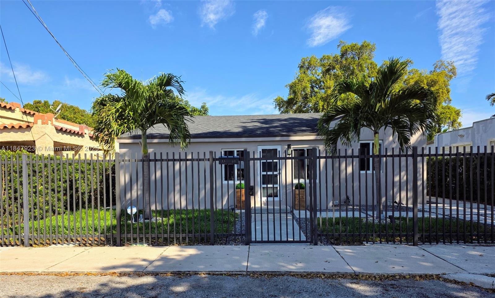 1361 NW 55th St, Miami FL 33142