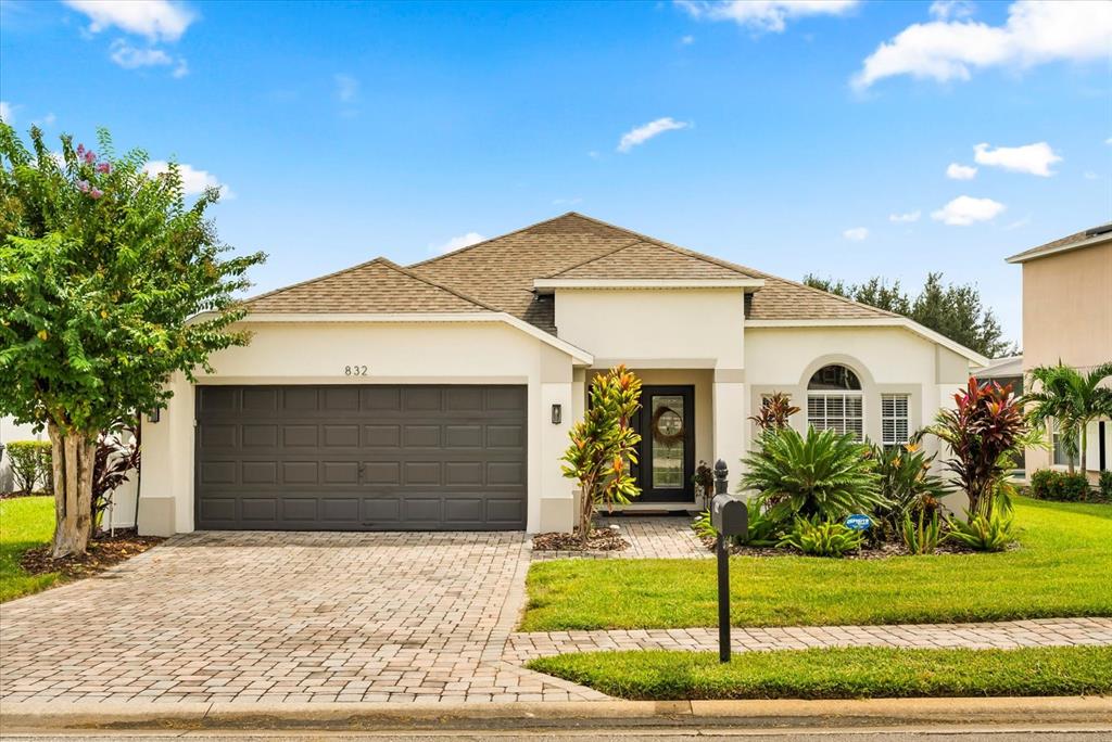832 BALMORAL DRIVE
