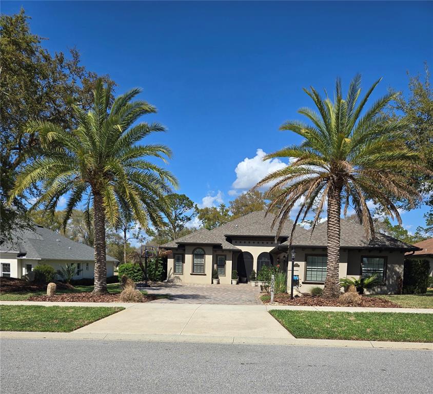 5084 GREENS DRIVE