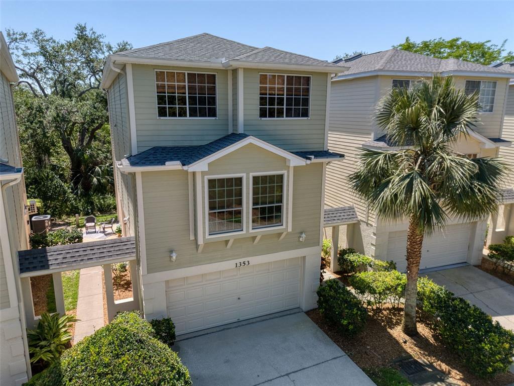 1353 CURLEW ROAD