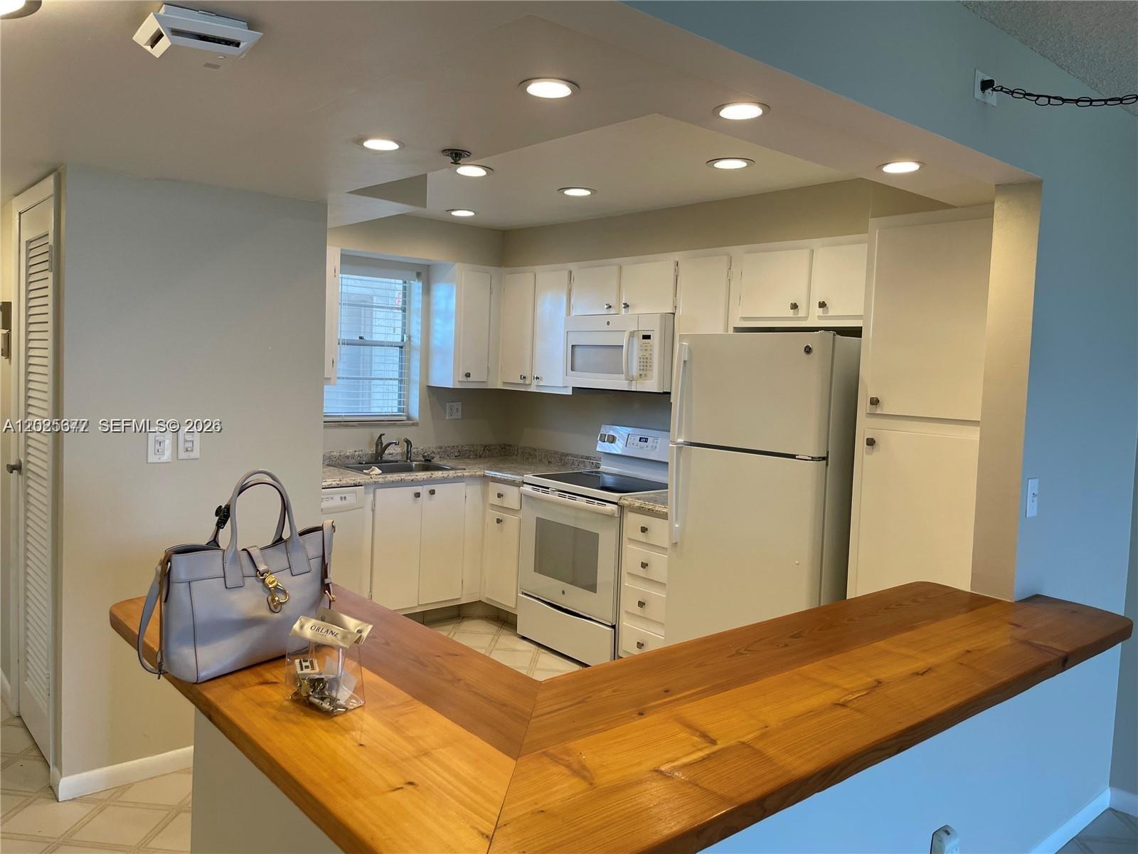 3100 W Rolling Hills Cir # 502, Davie FL 33328