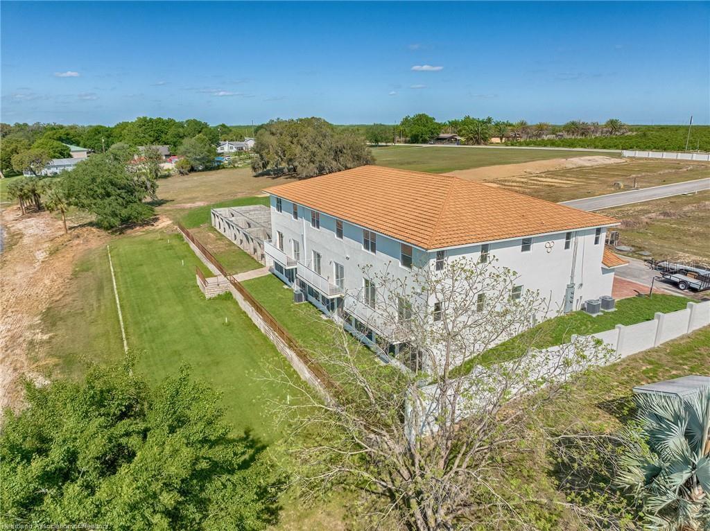 1900 OASIS BOULEVARD, SEBRING, FL — photo 5 of 18