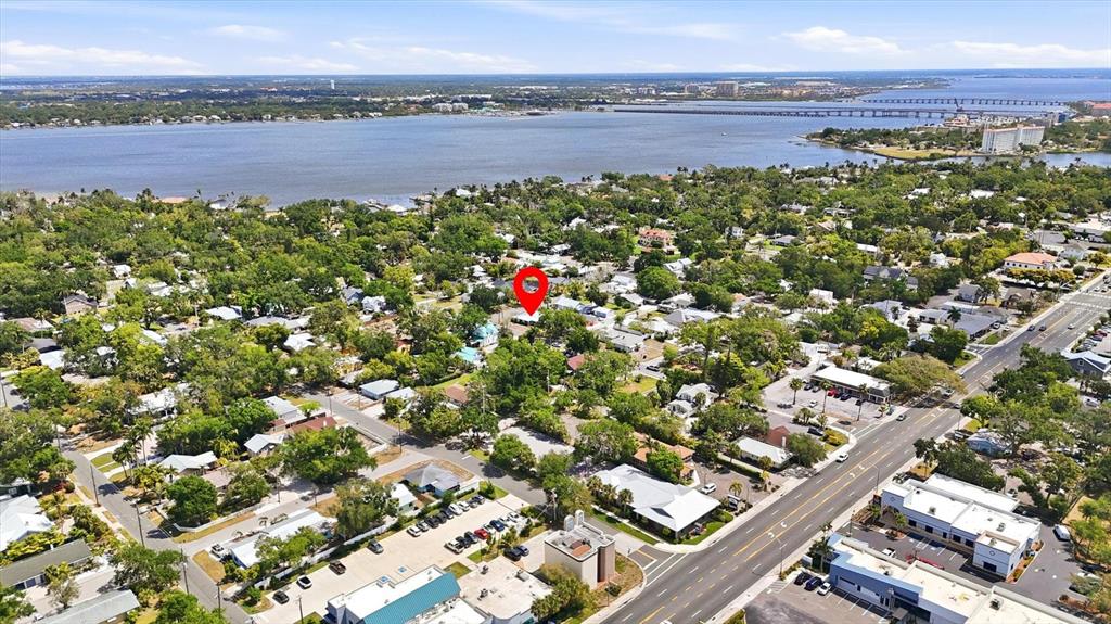 301 28TH STREET W