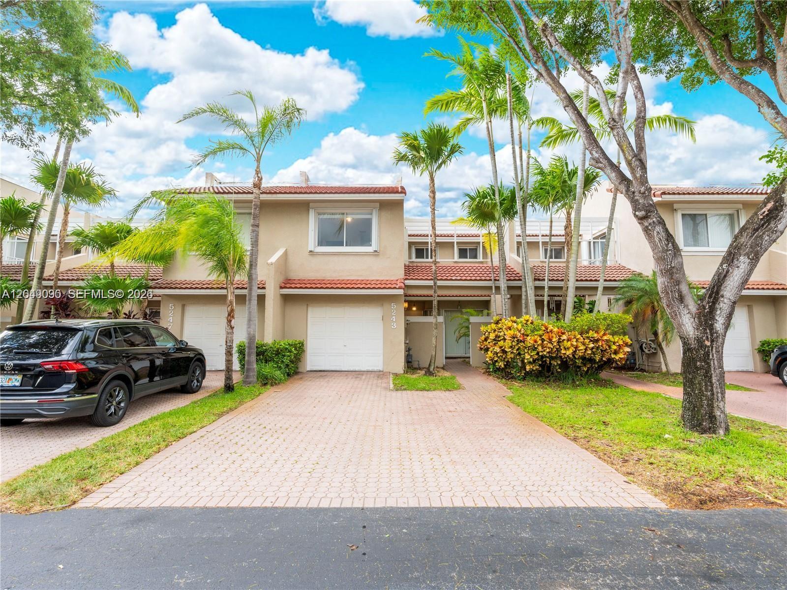 5243 NW 102nd Ct # 5243, Doral FL 33178