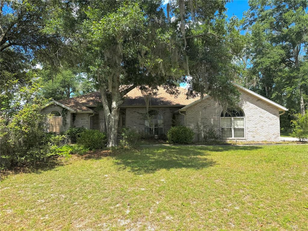 571 NW ZACK DRIVE