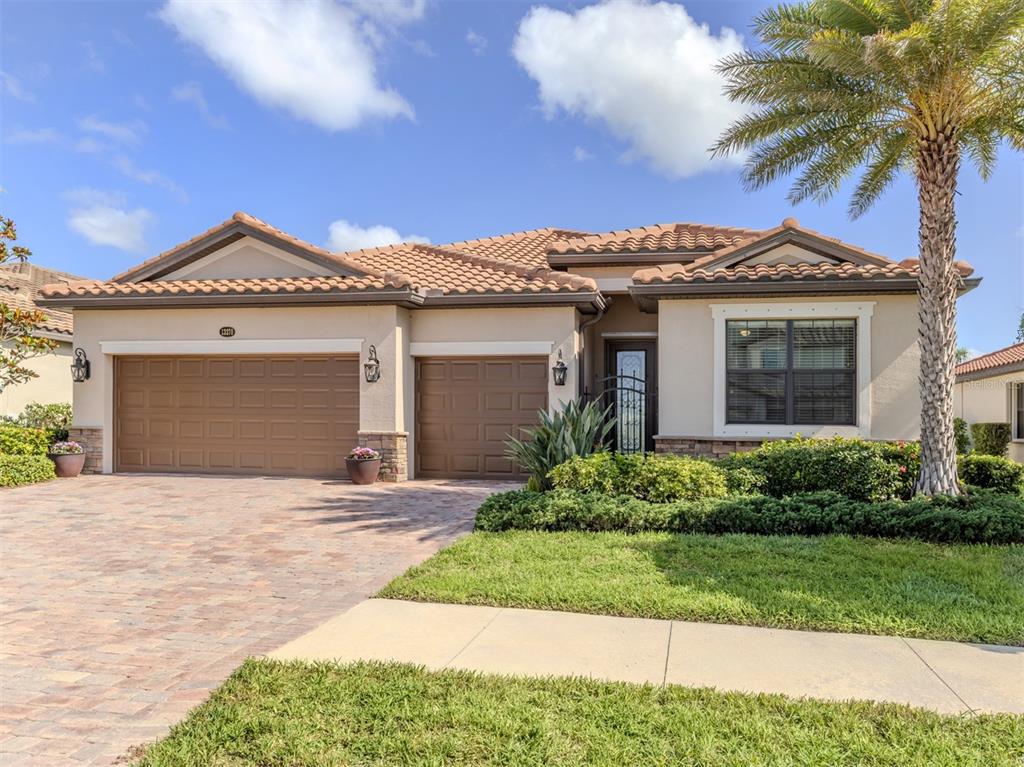 13270 FAMIGLIA DRIVE