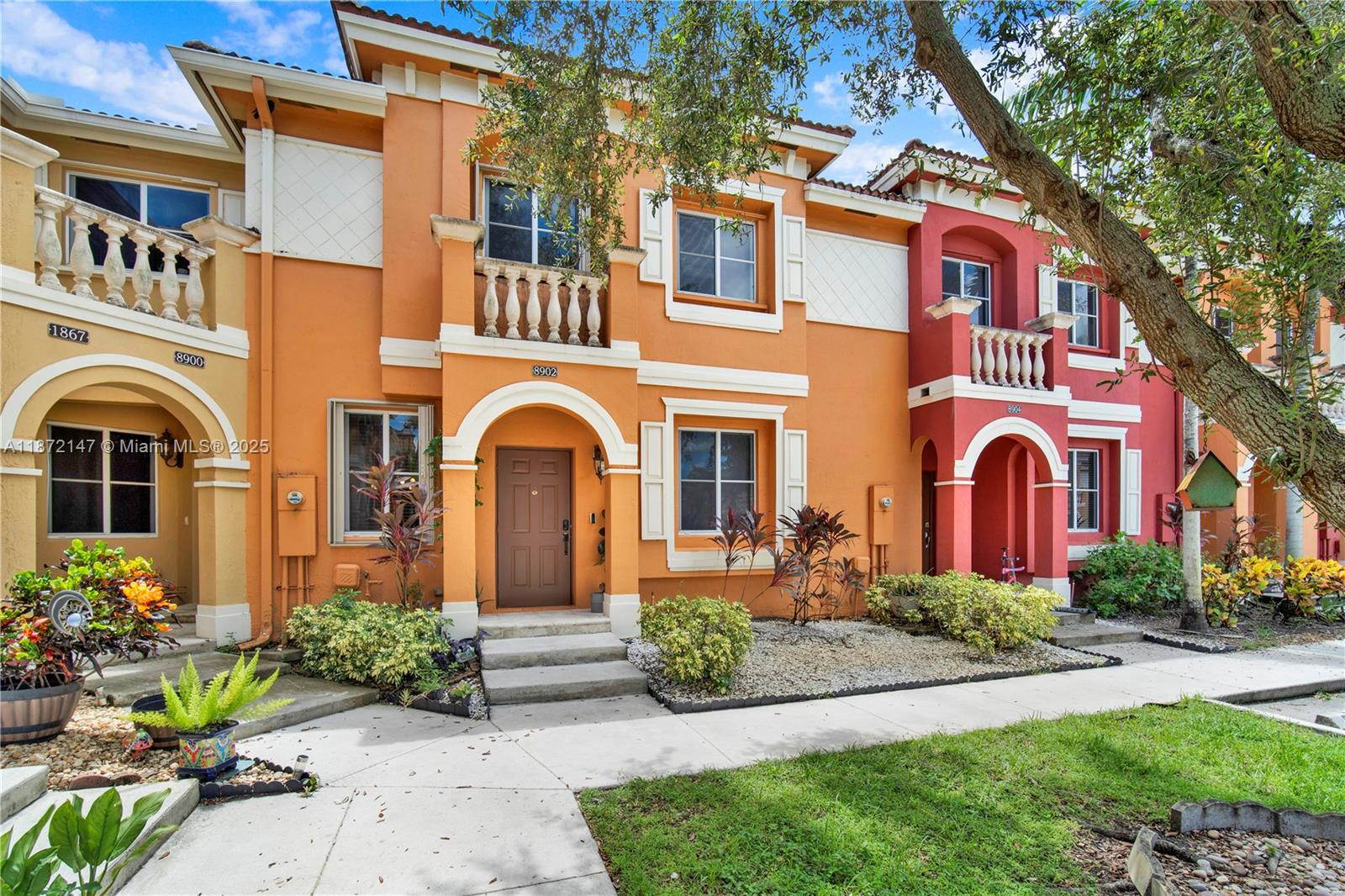 8902 SW 19th St, Miramar FL 33025