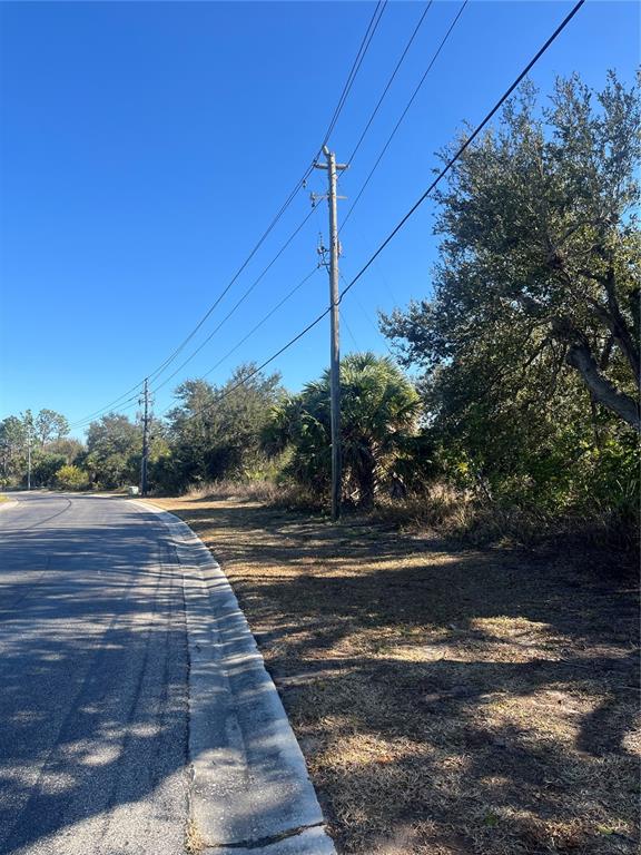 E SKLAR DRIVE, VENICE, FL — photo 2 of 10