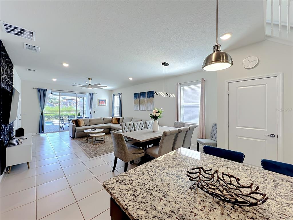 4033 LANA AVENUE, DAVENPORT, FL — photo 3 of 30