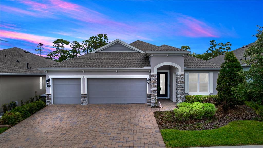 1227 VICTORIA HILLS DRIVE N