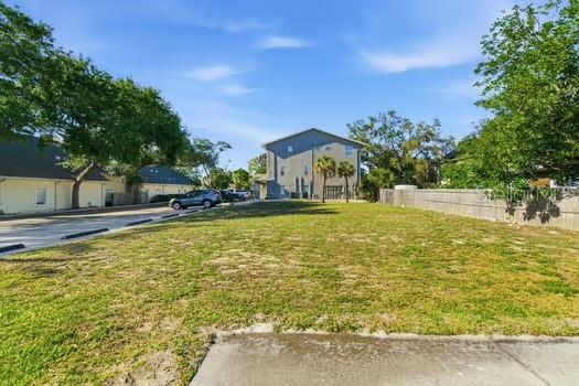 444 SKINNER BOULEVARD, DUNEDIN, FL — photo 2 of 28