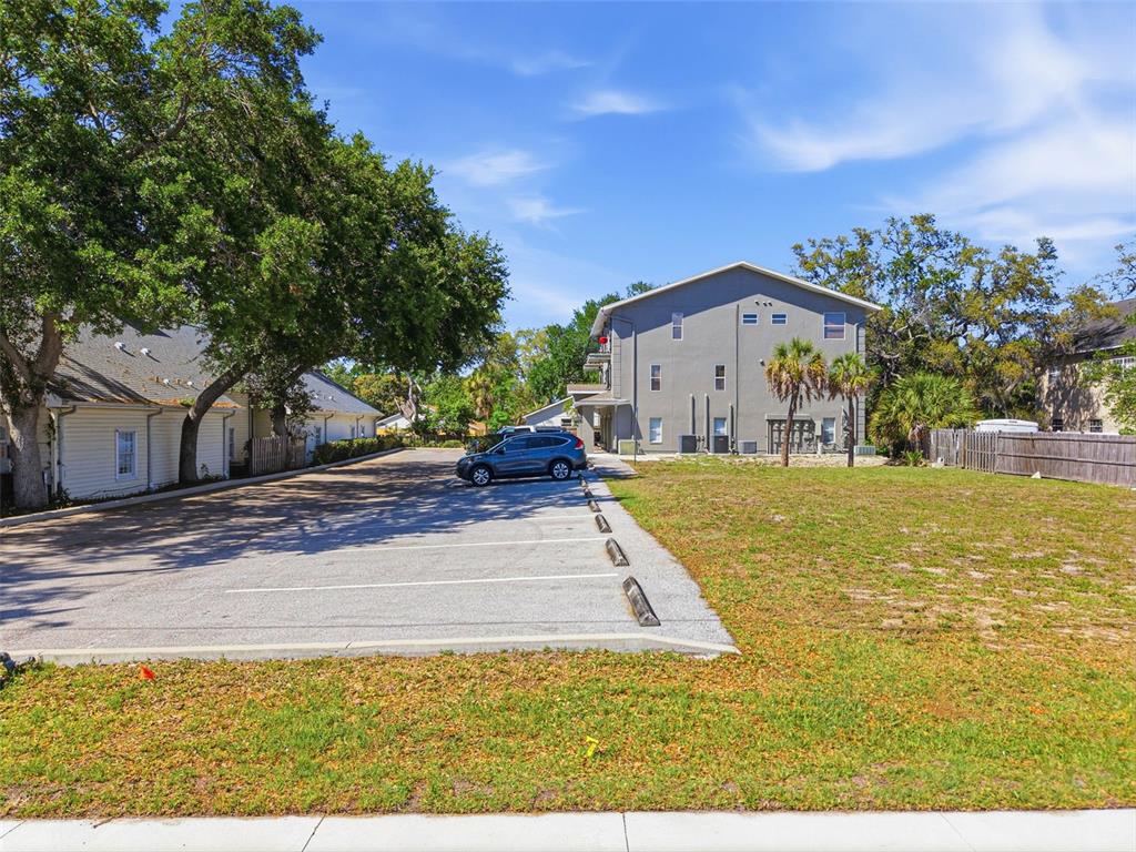 444 SKINNER BOULEVARD, DUNEDIN, FL — photo 4 of 28