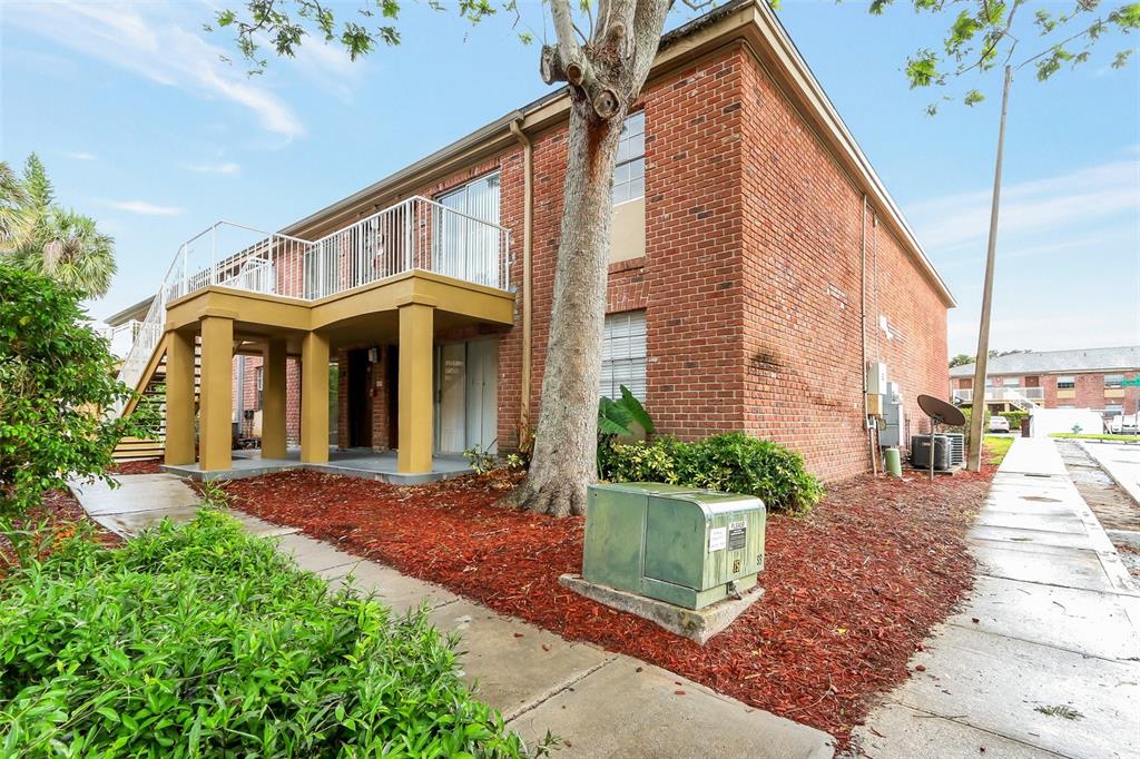 2520 CAPER LANE UNIT 206